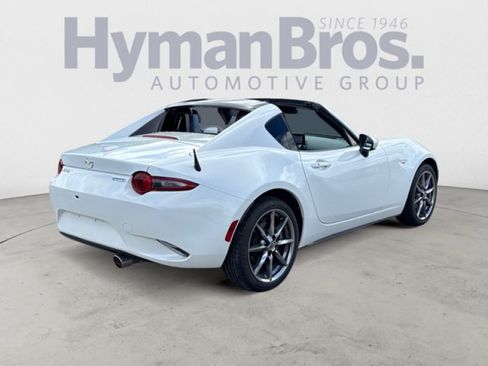 Used 2021 MAZDA MX-5 Miata RF Grand Touring RWD image 3
