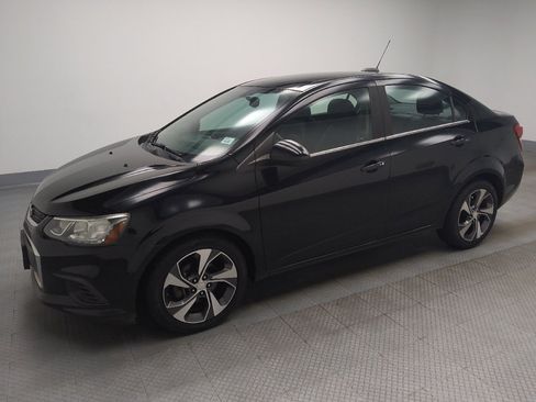 Used 2017 Chevrolet Sonic Premier FWD image 2