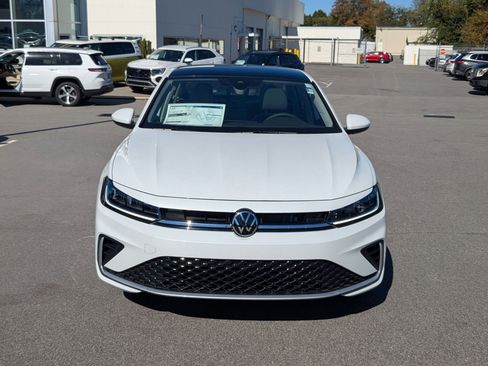 New 2026 Volkswagen Jetta SE image 8