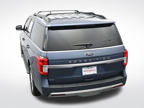 Used 2022 Ford Expedition XLT image 28