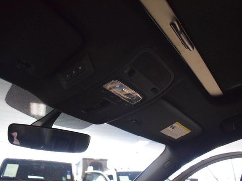 Used 2017 Audi A3 e-tron Premium image 48