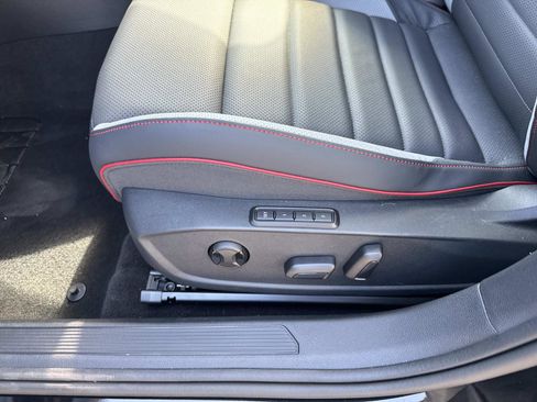 New 2025 Volkswagen GTI SE image 14