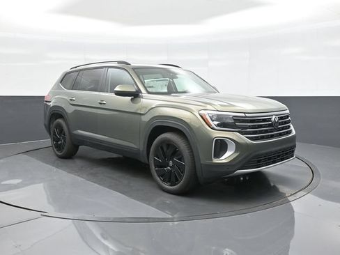 New 2026 Volkswagen Atlas SE AWD/4WD image 1