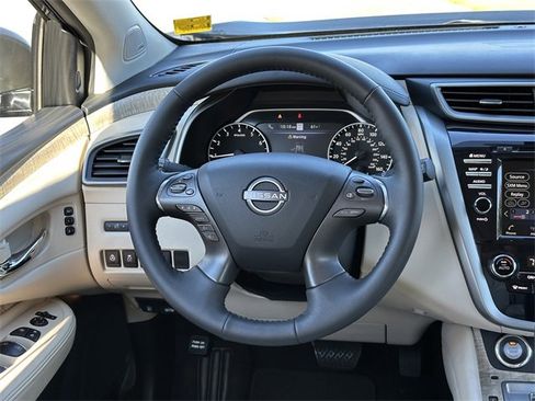 Certified 2024 Nissan Murano SL image 25