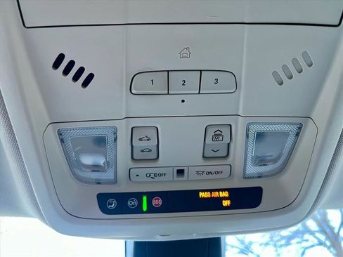 Used 2018 Cadillac XT5 Luxury w/ Driver Awareness Package image 29