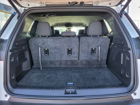 Certified 2025 GMC Acadia Elevation image 18