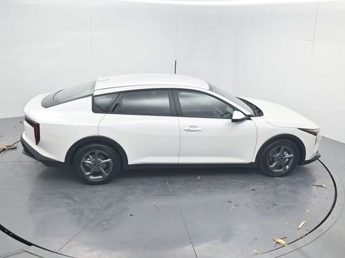 New 2026 Kia K4 LXS image 47
