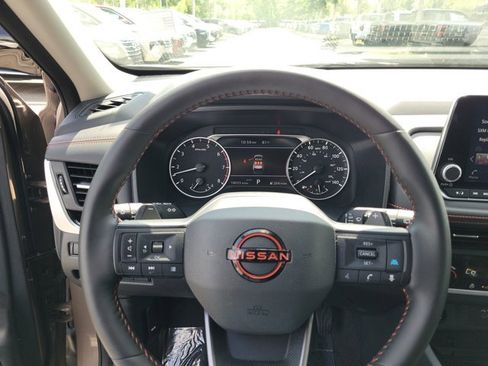 Used 2025 Nissan Rogue SV w/ Rock Creek Premium Package AWD/4WD image 24