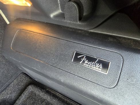 Used 2014 Volkswagen Beetle TDI image 30