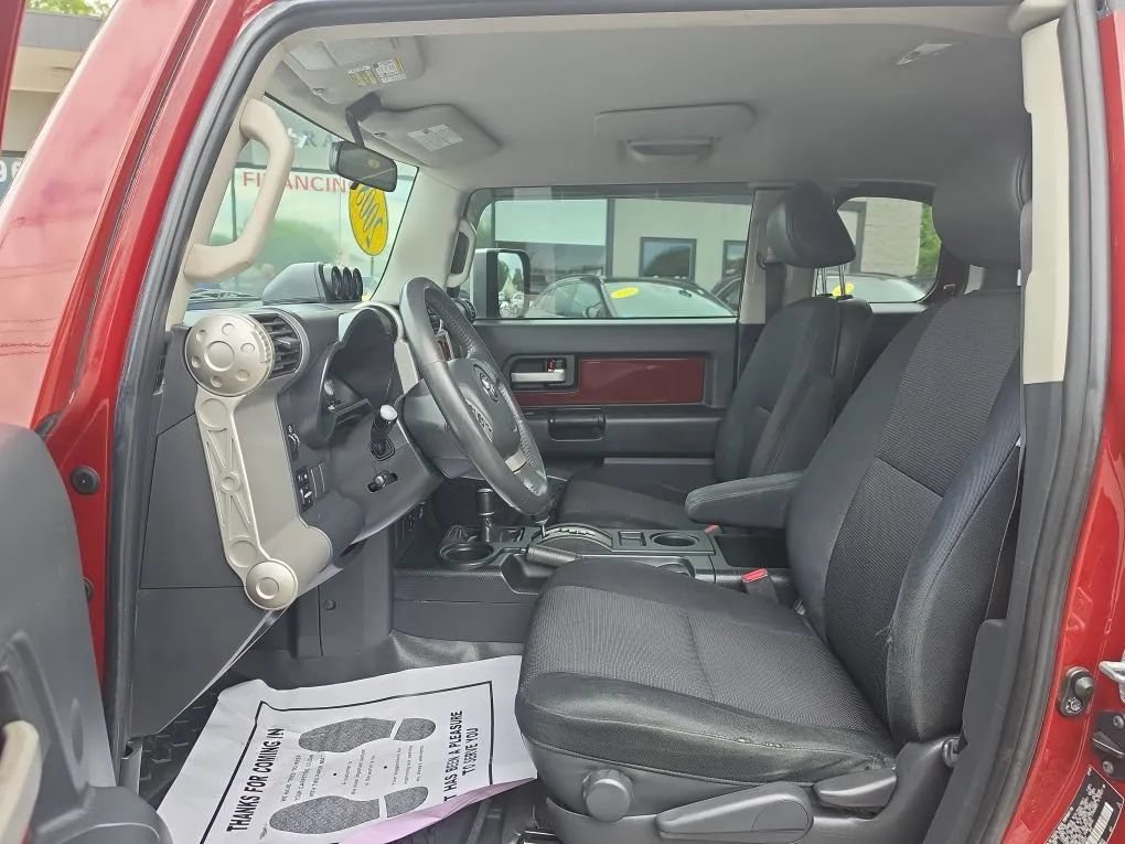 Used 2008 Toyota FJ Cruiser 4WD w/ Upgrade Pkg 2 image 13