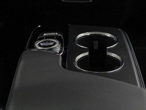 Used 2026 Cadillac Lyriq Premium Luxury image 24