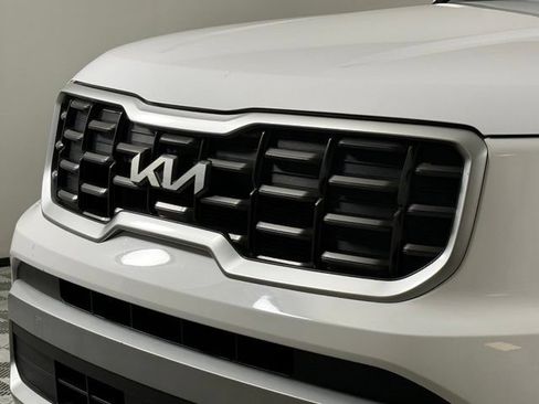 Used 2024 Kia Telluride S w/ S Sunroof Package FWD image 14