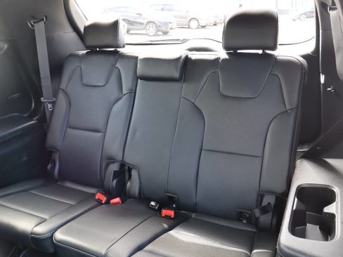 Used 2025 Kia Telluride AWD image 12