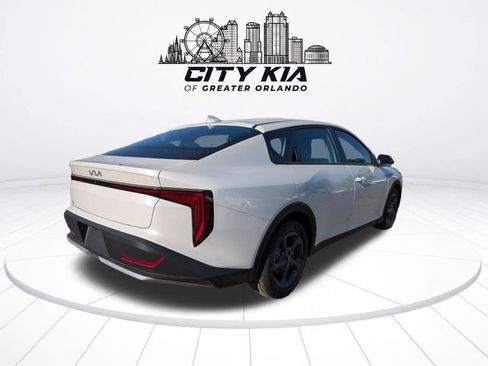 New 2026 Kia K4 FWD image 6