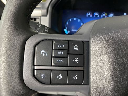 Used 2025 Ford F150 Lariat w/ Equipment Group 502A High AWD/4WD image 15