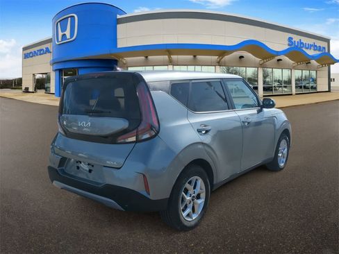 Used 2024 Kia Soul LX w/ Option Group 015 image 8