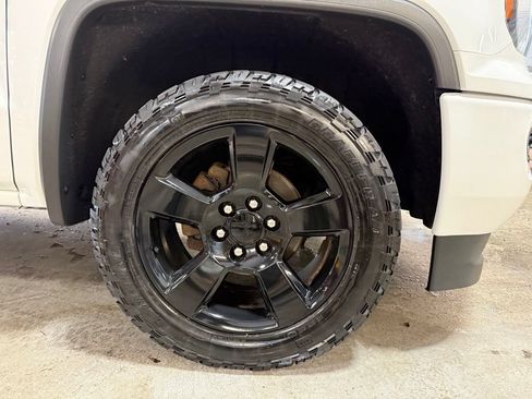 Used 2019 GMC Sierra 1500 Limited w/ Elevation Edition AWD/4WD image 27