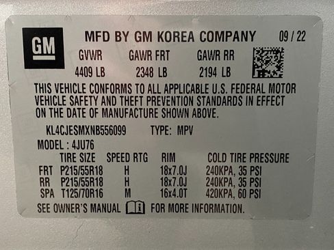 Used 2022 Buick Encore Preferred w/ Safety Package image 29