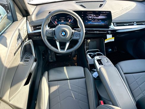 New 2026 BMW X1 xDrive28i w/ Convenience Package AWD/4WD image 16