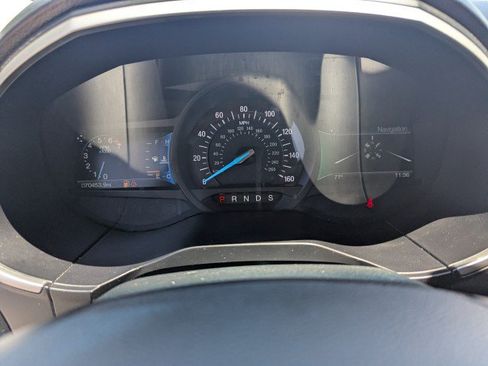 Used 2017 Ford Edge SEL w/ Equipment Group 201A AWD/4WD image 16
