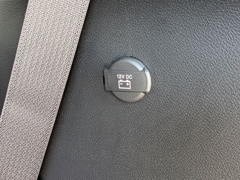 New 2026 Chrysler Pacifica Limited FWD image 13