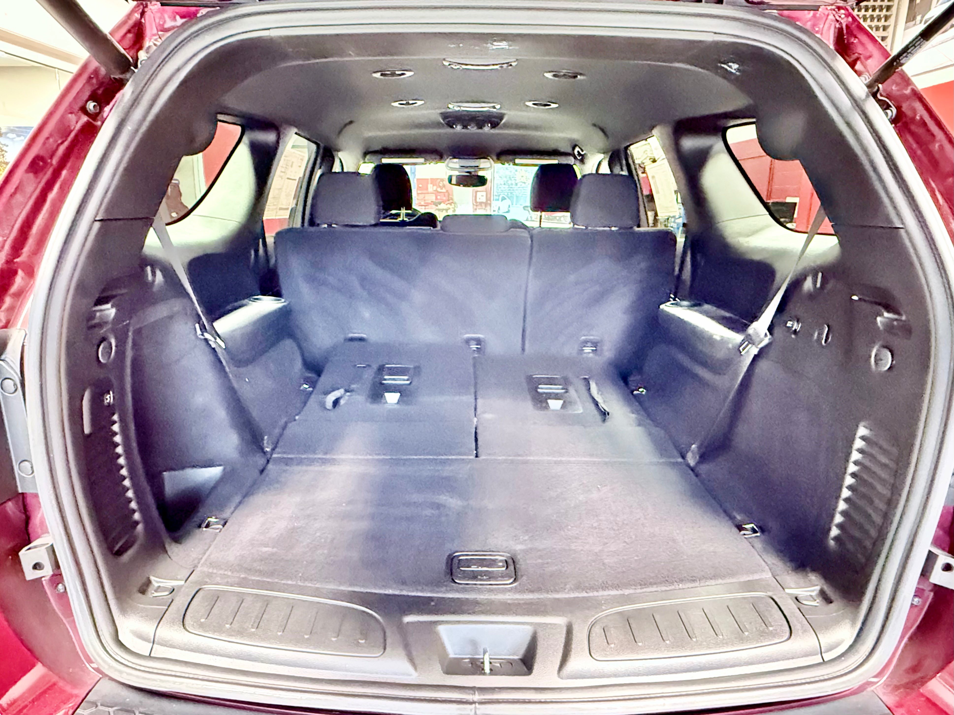 Certified 2024 Dodge Durango R/T w/ Blacktop Package AWD/4WD image 10