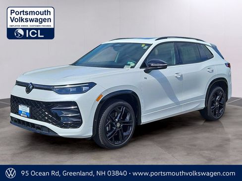 Certified 2026 Volkswagen Tiguan SE R-Line AWD/4WD image 1