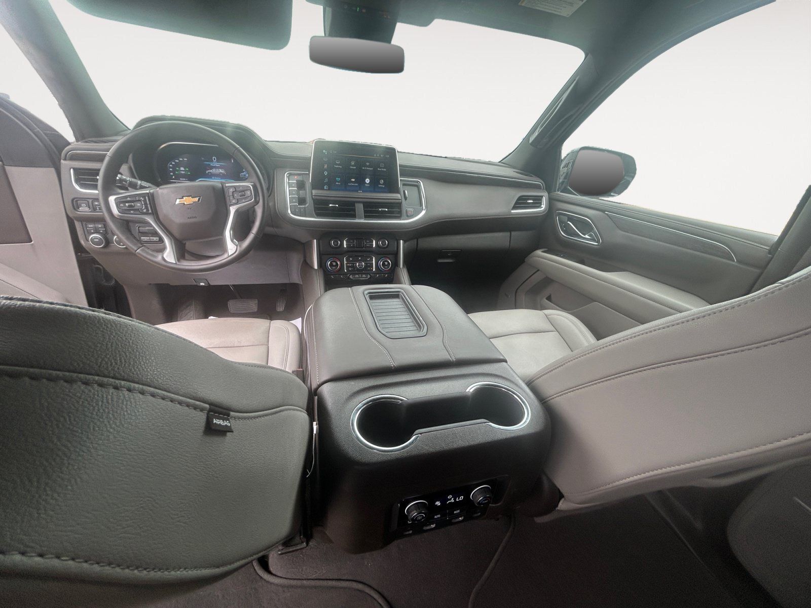Used 2023 Chevrolet Tahoe LT w/ Luxury Package AWD/4WD image 10
