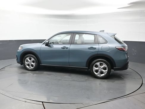 Used 2024 Honda HR-V LX image 4