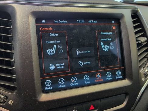 Used 2021 Jeep Cherokee Trailhawk w/ Trailer Tow Group AWD/4WD image 23