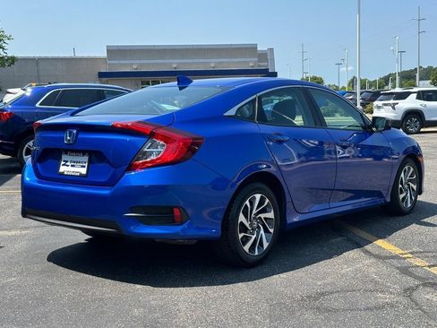 Used 2017 Honda Civic EX image 3