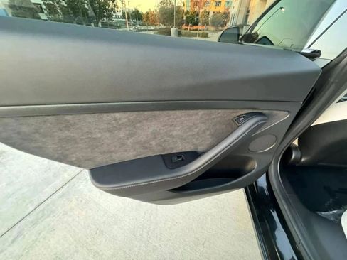 Used 2023 Tesla Model 3 Standard Range RWD image 16