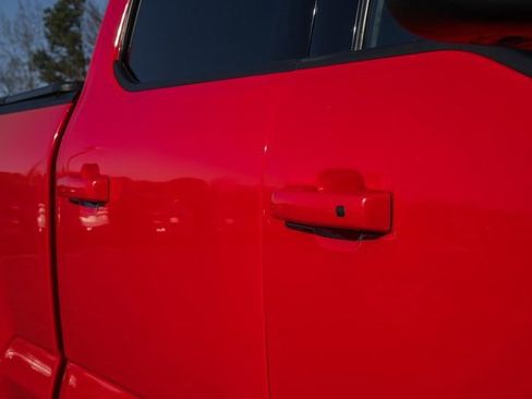 Used 2022 Ford F150 XLT w/ Equipment Group 302A High image 16