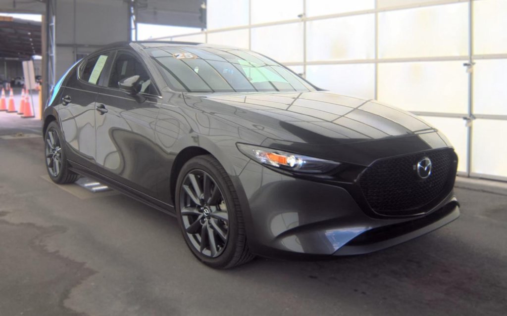 Used 2025 MAZDA MAZDA3 s FWD image 3