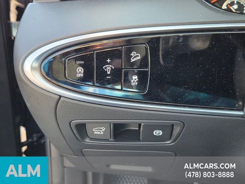 Used 2024 Genesis GV70 2.5T w/ Select Package image 30