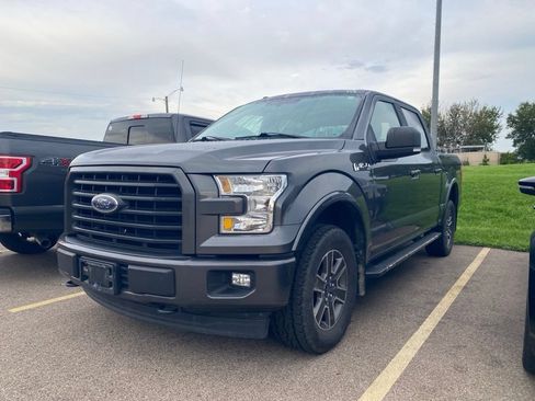 Used 2017 Ford F150 XLT w/ Equipment Group 302A Luxury AWD/4WD image 17