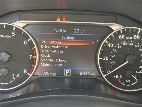 Used 2024 Nissan Altima 2.5 SV image 11