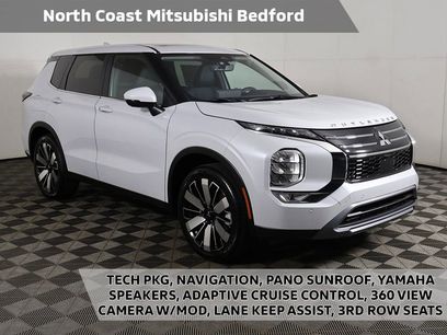 New 2025 Mitsubishi Outlander SE