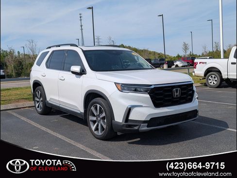 Used 2023 Honda Pilot Elite image 1