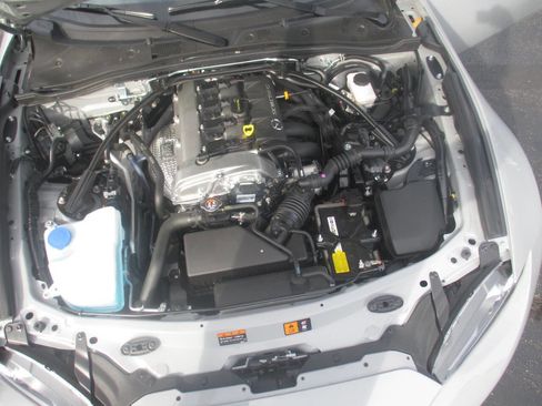 Used 2024 MAZDA MX-5 Miata Grand Touring w/ Appearance Package image 15