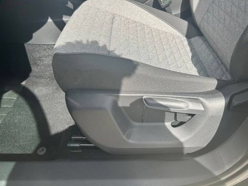Certified 2026 Volkswagen Tiguan S FWD image 48