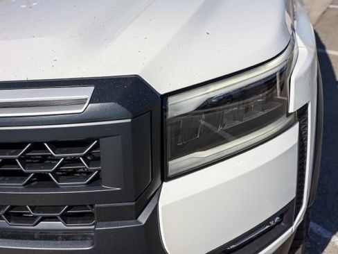 New 2026 Nissan Frontier Pro-X w/ Pro-X Convenience Package image 10