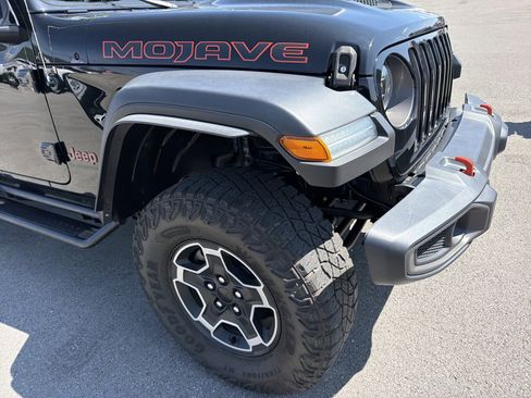 Used 2022 Jeep Gladiator Mojave w/ LED Lighting Group AWD/4WD image 4