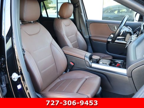 Certified 2022 Mercedes-Benz GLA 35 AMG AMG GLA 35 image 24