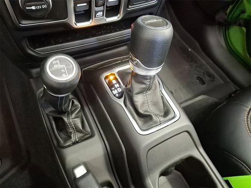 New 2025 Jeep Gladiator Sport image 10