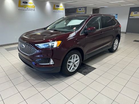 Used 2024 Ford Edge SEL w/ Convenience Package AWD/4WD image 2