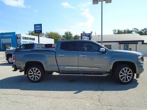 Used 2022 GMC Canyon Denali AWD/4WD image 5