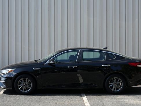 Used 2020 Kia Optima LX FWD image 39