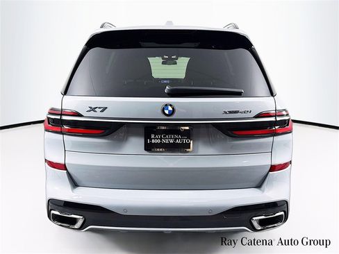 Used 2023 BMW X7 xDrive40i w/ M Sport Package image 6