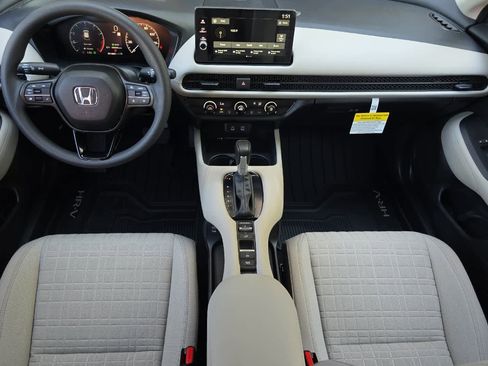New 2026 Honda HR-V LX image 3